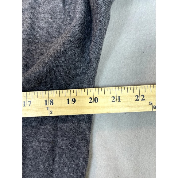 Jos A Bank Wool Sweater XL Italian Merino Wool Mens Gray V Neck Sweatshirt - Picture 10 of 13